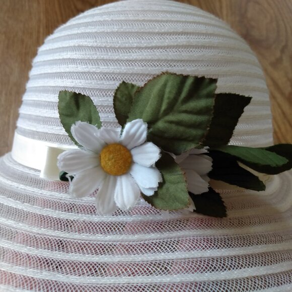 Vintage Sun Hat 20.75" White Daisy Flower Boutonniere Mesh Simple Summer Bride - Picture 5 of 10